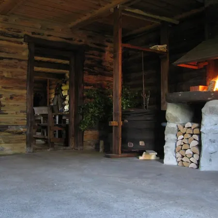 Maenni Farm House Eoste