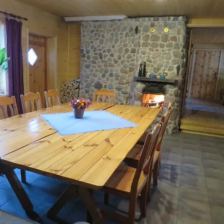 Дом отдыха Maenni Farm House Eoste